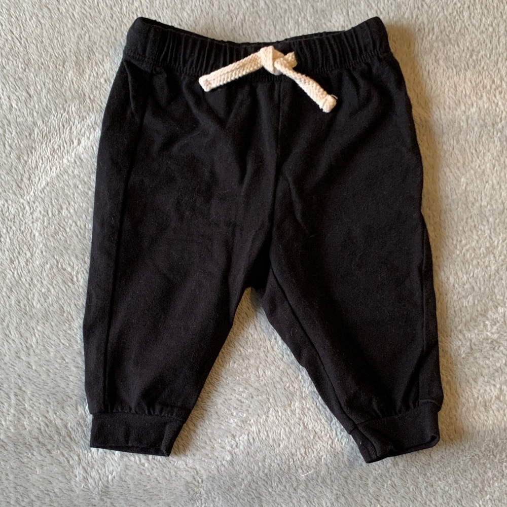 Old Navy Black Kids Jogger Pants with White Drawstring